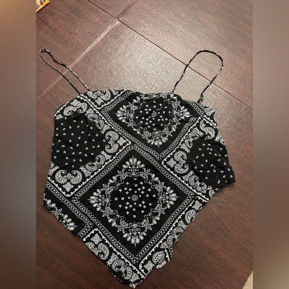 Fabrik black bandana top size M